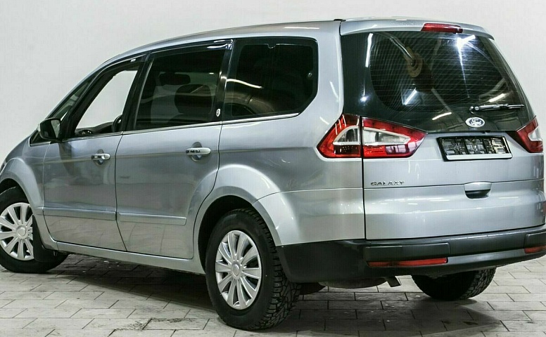 Ford galaxy