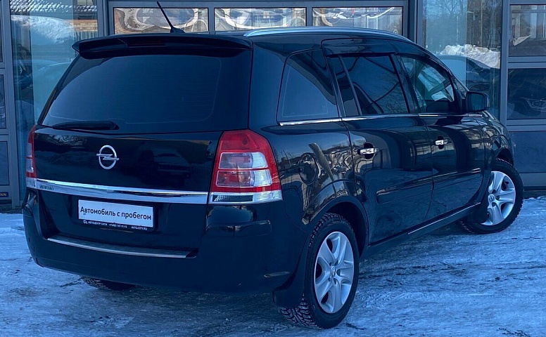Opel Zafira B Рестайлинг