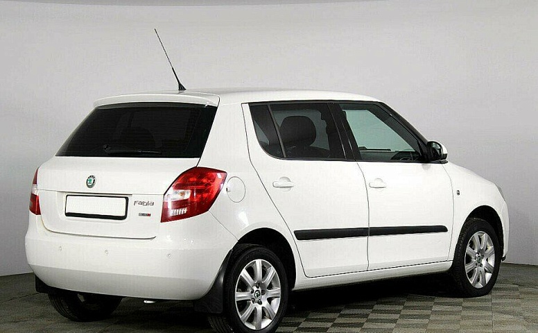 Skoda Fabia 1.6 Автомат