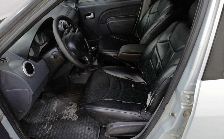 Renault LOGAN 1.6 MT (87 л.с.)