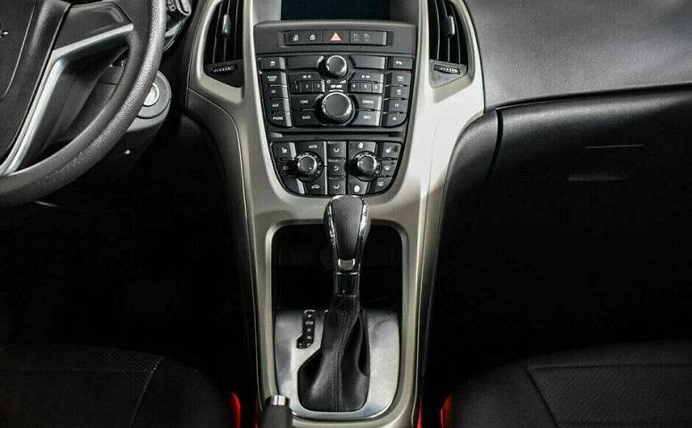 Opel Astra 1.4 Автомат