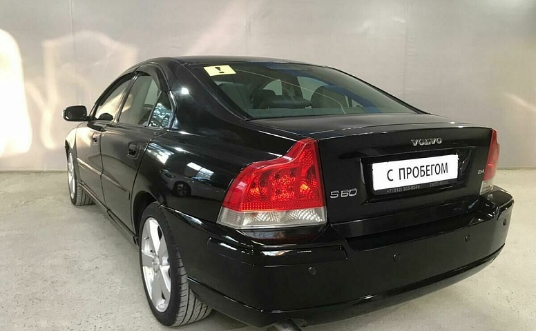 Volvo S60 2.4 AT (170 л.с.)