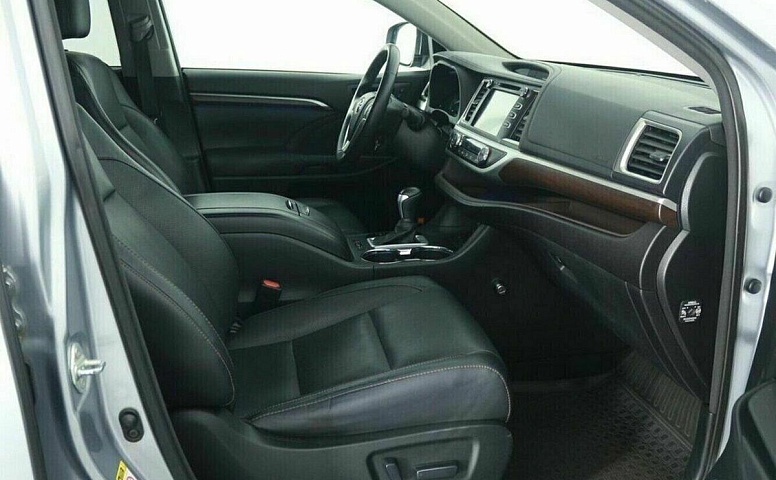 Toyota highlander