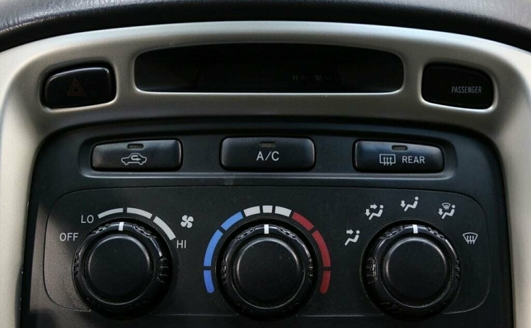 Toyota highlander i (u20) рестайлинг