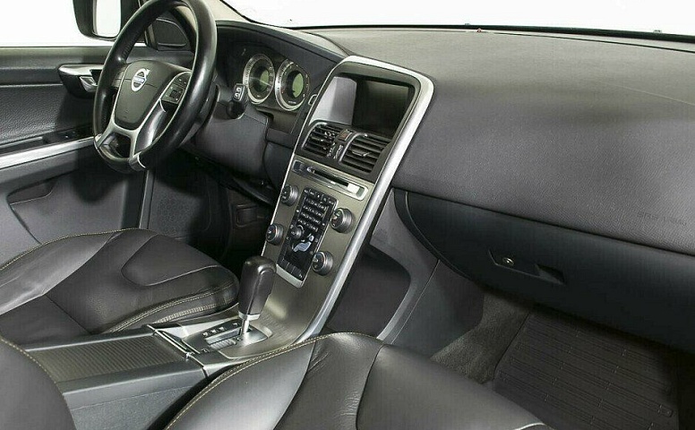 Volvo XC60 2.0 Робот