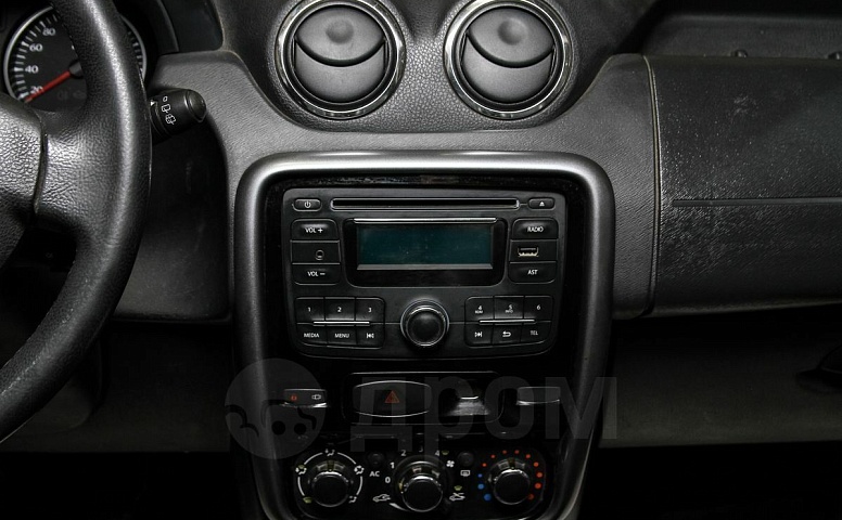 Renault Duster, 1 поколение