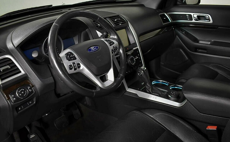 Ford Explorer V