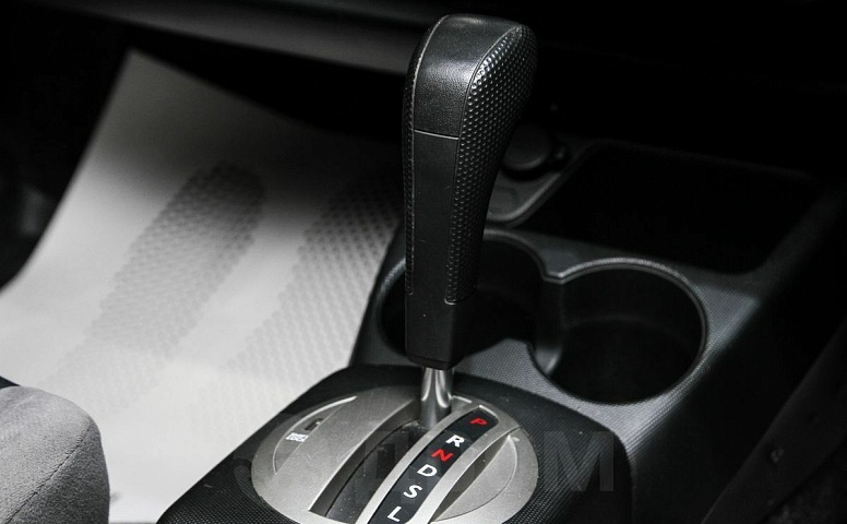 Honda Fit, 1 поколение, 2 рестайлинг