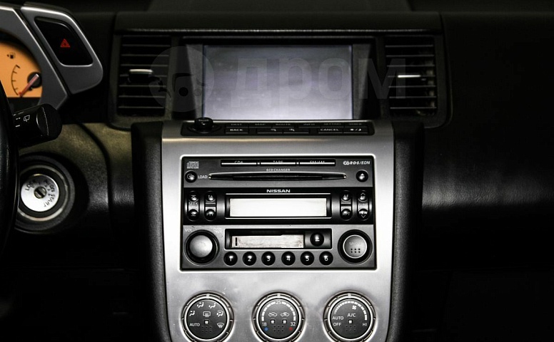 Nissan Murano, 1 поколение