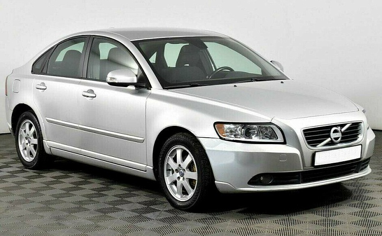Volvo S40 2.0 Робот