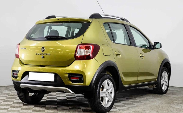 Renault sandero stepway робот 2015 с пробегом 69 723 км