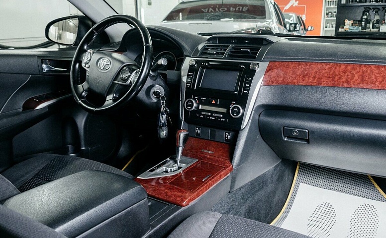 Toyota Camry VII (XV50)
