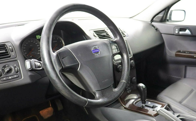 Volvo S40 II