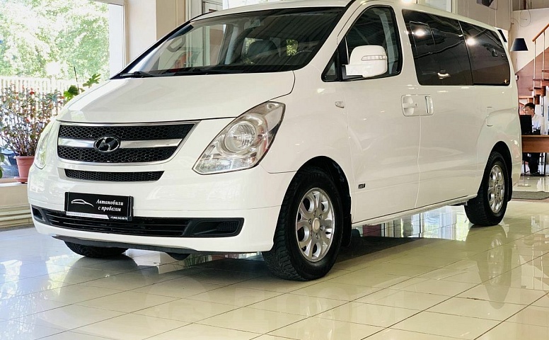 Hyundai Grand Starex