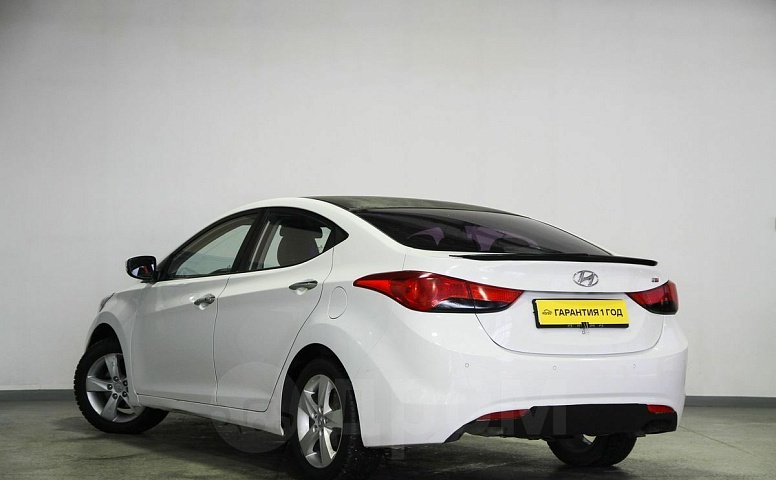 Hyundai Avante, 4 поколение