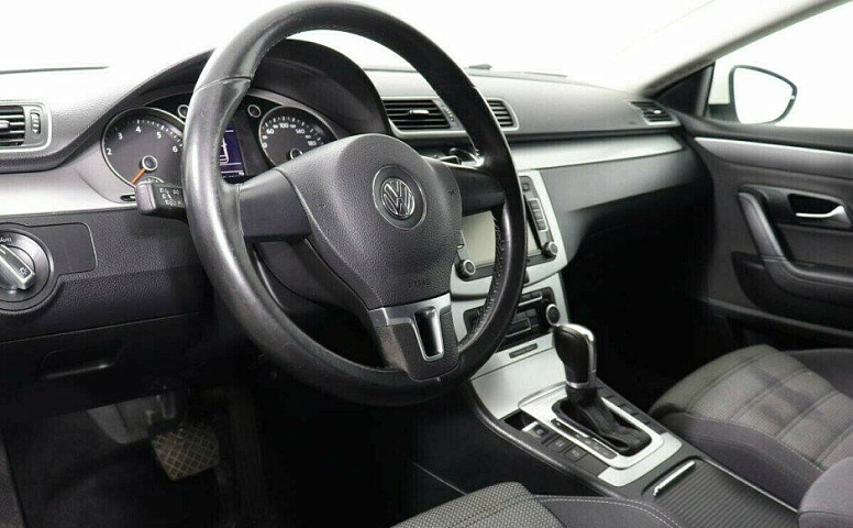 Volkswagen Passat CC 1.8 Робот