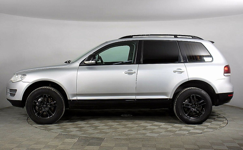 Volkswagen Touareg I Рестайлинг