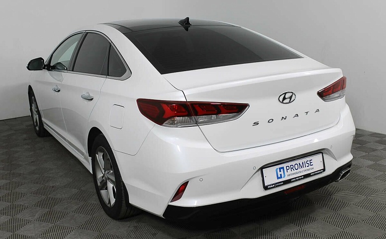 Hyundai Sonata 2.0 АКПП