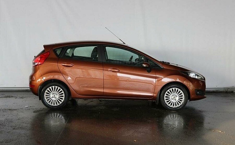Ford Fiesta Mk6 Рестайлинг
