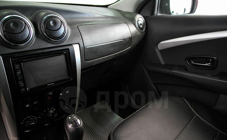 Nissan Almera, 3 поколение