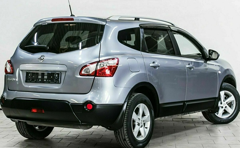 Nissan qashqai+2
