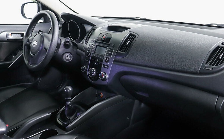 Kia Cerato 1.6 МКПП