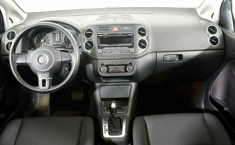Volkswagen Golf Plus 1.6 Робот