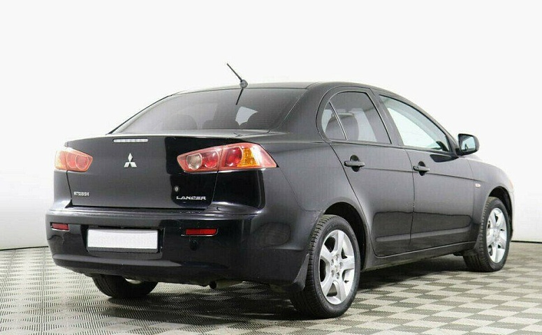 Mitsubishi Lancer 1.5 Автомат