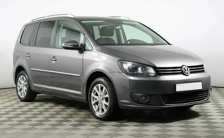 Volkswagen Touran 1.4 Робот