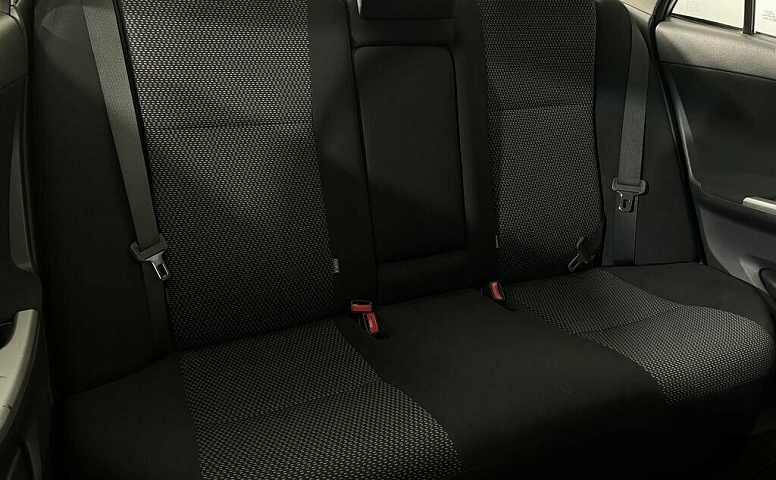 Toyota Corolla X (E140, E150) Рестайлинг