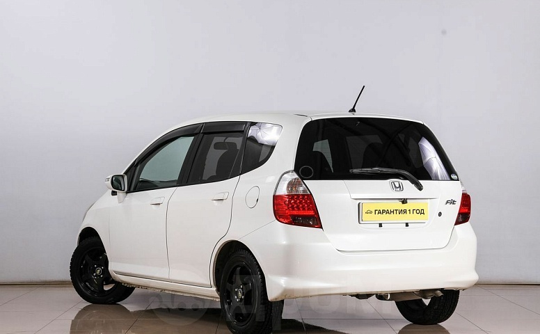 Honda Fit, 1 поколение, 2 рестайлинг
