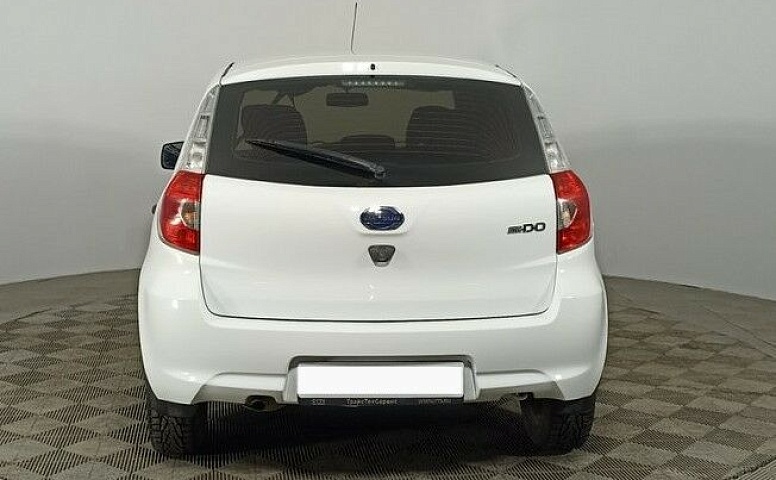 Datsun mi-DO