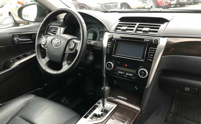 Toyota Camry VII (XV50)