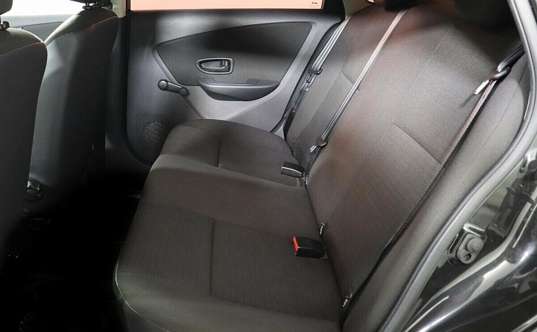 Nissan Almera III (G15)