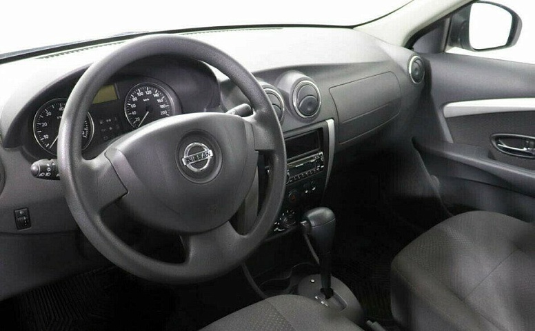 Nissan Almera 1.6 Автомат