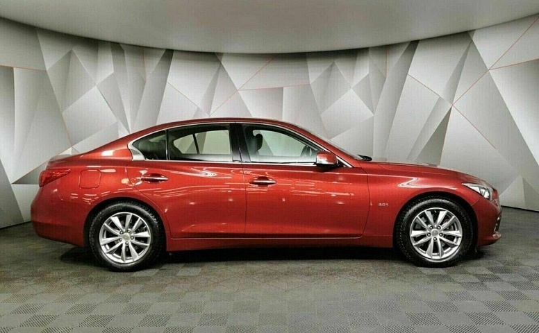Infiniti q50