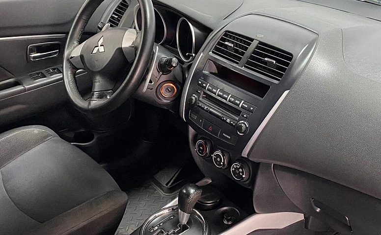 Mitsubishi ASX I