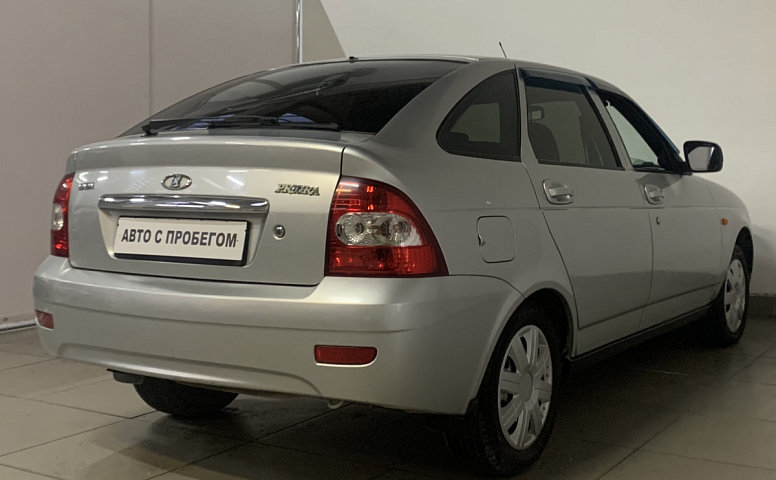 LADA (ВАЗ) 2170 1.6 MT (98 л.с.)