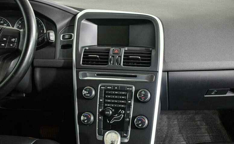 Volvo XC60 2.0 Робот