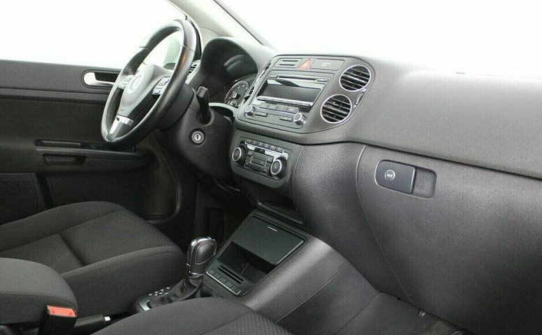 Volkswagen Golf Plus 1.6 Робот