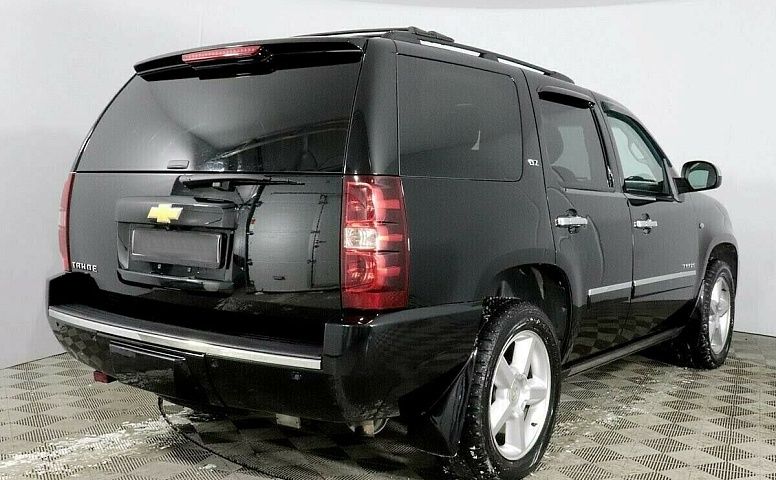 Chevrolet Tahoe III