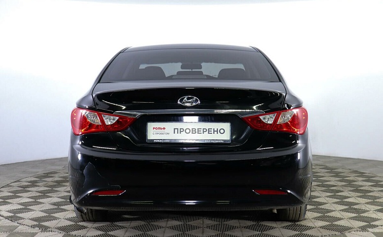 Hyundai Sonata 2.0 АКПП