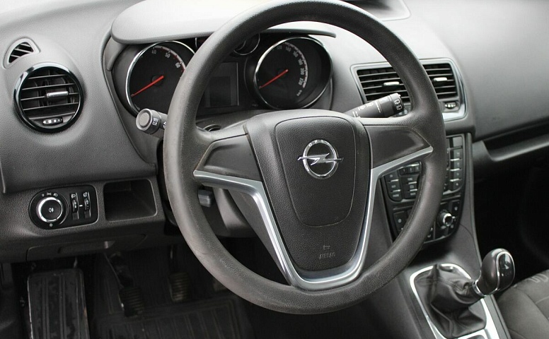 Opel MERIVA 1.4 MT (140 л.с.)