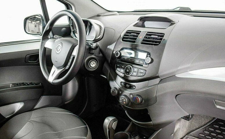 Ravon R2 1.3 Автомат