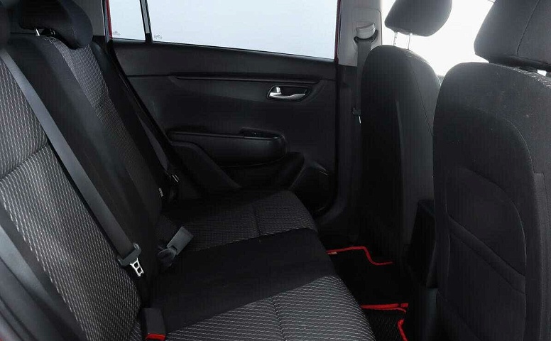 Kia rio x (x-line) акпп 2018 с пробегом 80 419 км