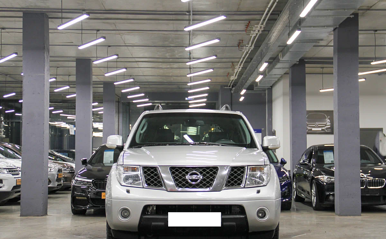 Nissan Pathfinder III