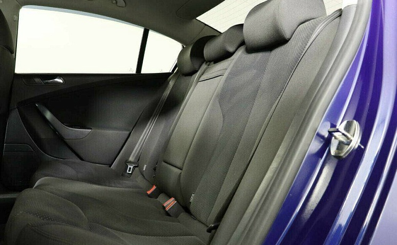 Volkswagen Passat 2.0 Автомат