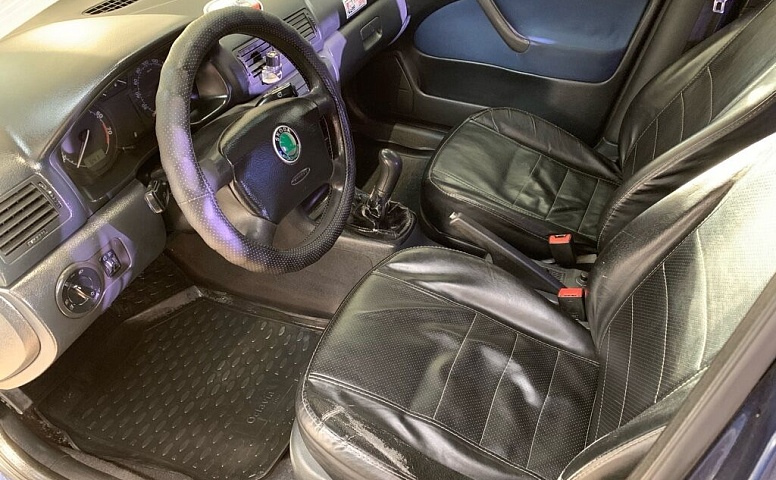 Skoda OCTAVIA 1.6 MT (102 л.с.)