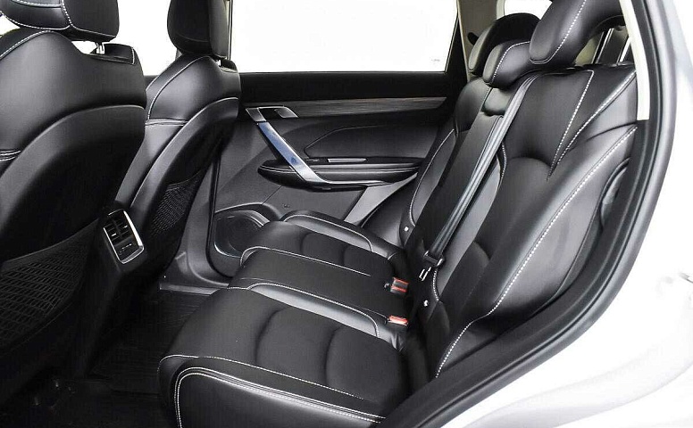 Geely atlas pro робот 2021 с пробегом 5 000 км