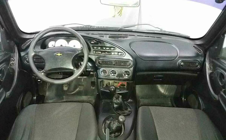 Chevrolet NIVA 1.7 MT (80 л.с.) 4WD